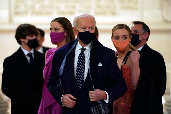 Biden Puts Forth Virus Strategy, Requires Mask Use to Travel