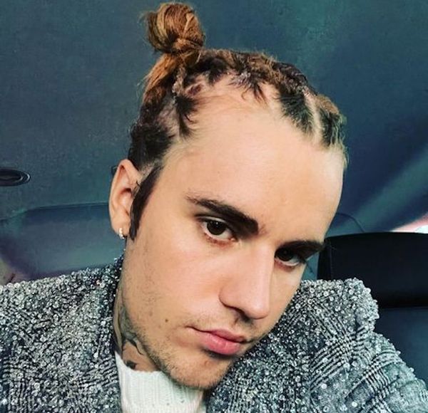 PopUps: Weeks After Outcry, Justin Bieber Shaves His Head