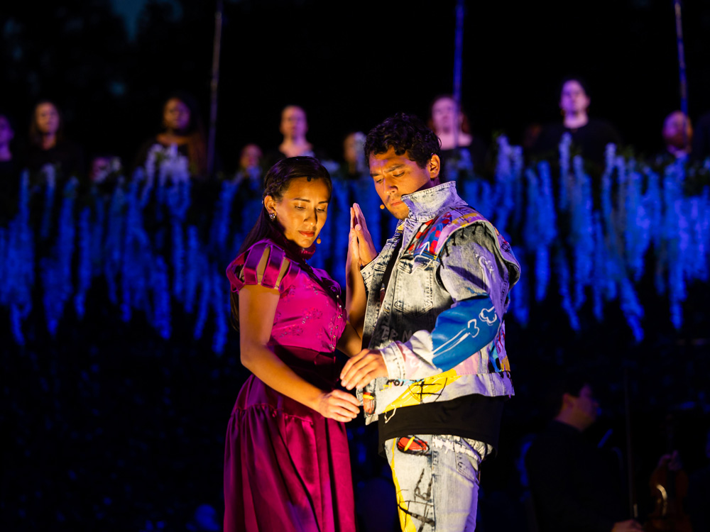 Review: Boston Lyric Opera's Outdoor 'Romeo & Juliet' a Treat 